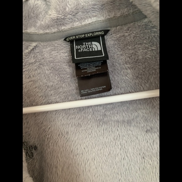 Gray Fuzzy Northface Zip Jacket Small Osito - Picture 3 of 6